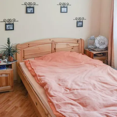 펜션 Three-bedroom Holiday In *