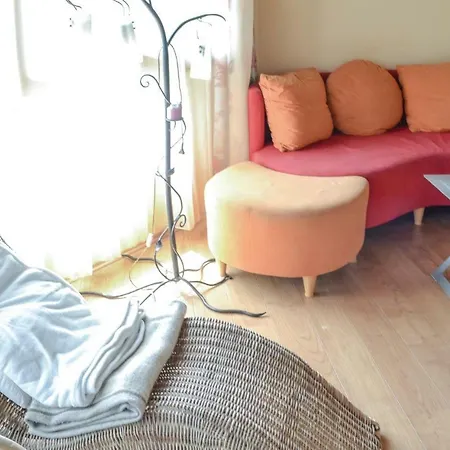 Three-bedroom Holiday In 펜션 *