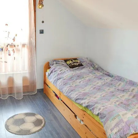 Three-bedroom Holiday In